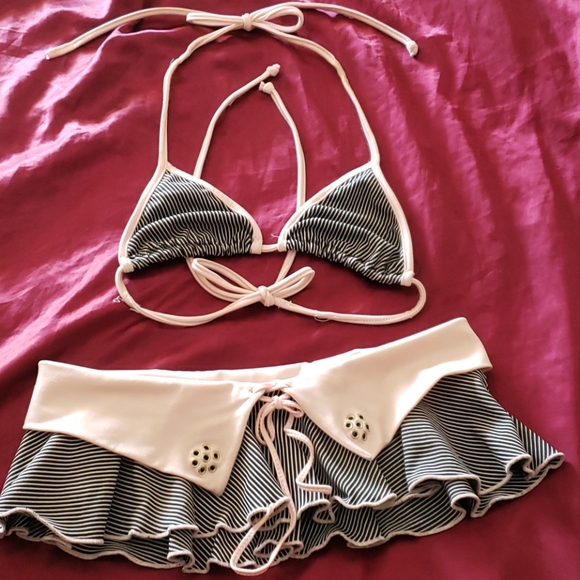 Pink & Stripes - Picture 4 of 5